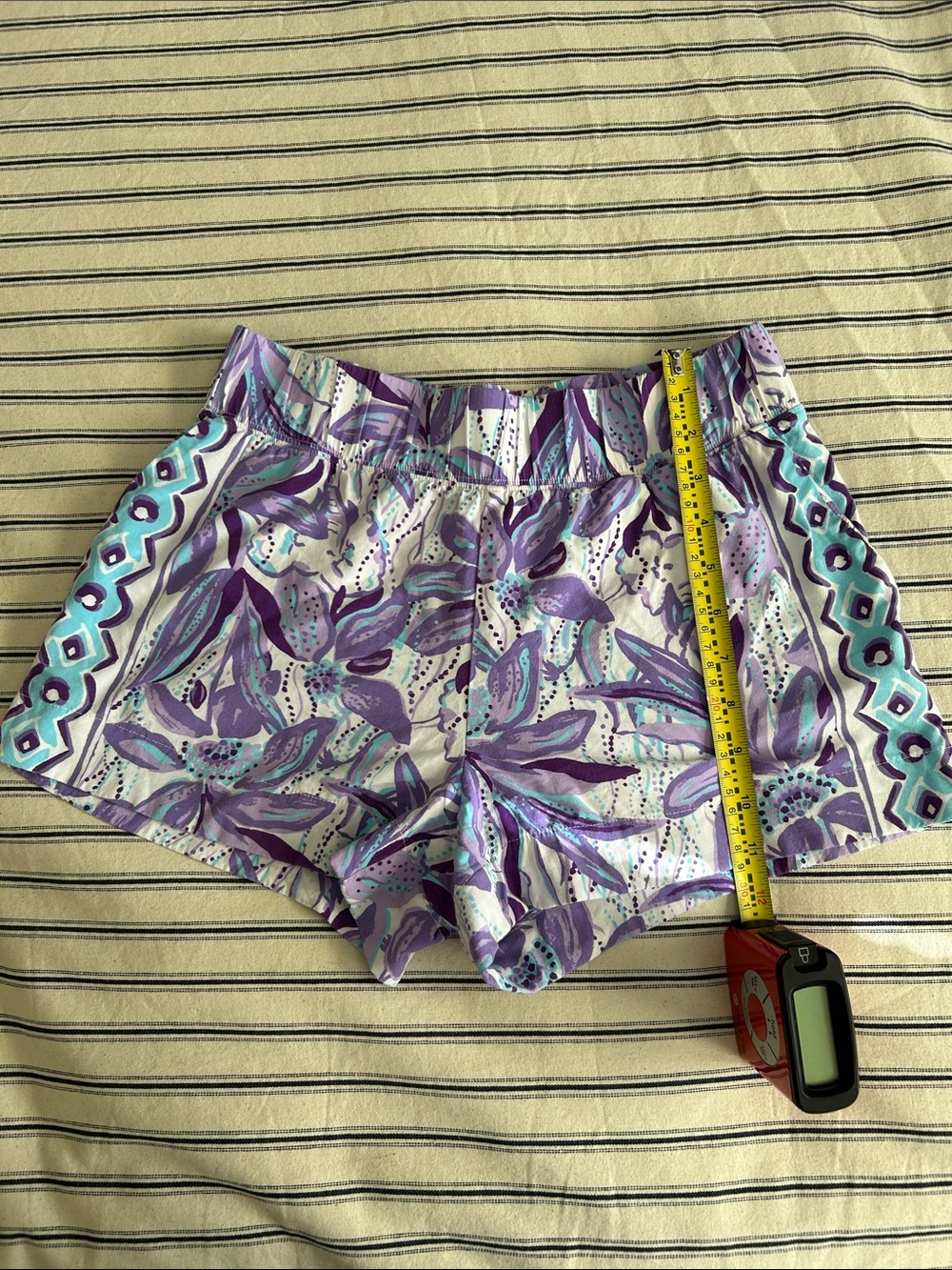 EUC Lilly Pulitzer Bal Harbour Elephant in the Bloom Shorts XS - Picture 2 of 3
